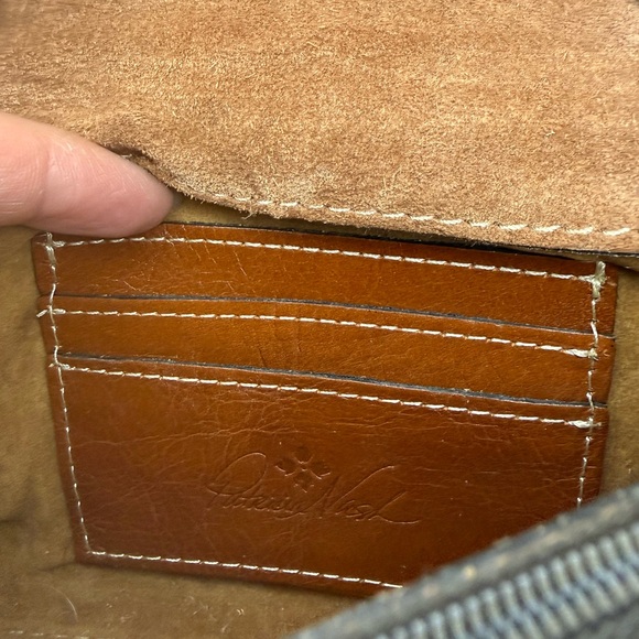 Patricia Nash Torri Leather Crossbody Bag - Picture 10 of 11